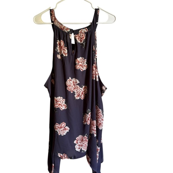 Torrid Floral Tank Size 4 - Picture 3 of 3